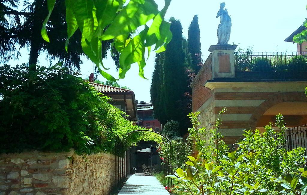 Corte Merighi Charming Rooms Verona Exterior foto