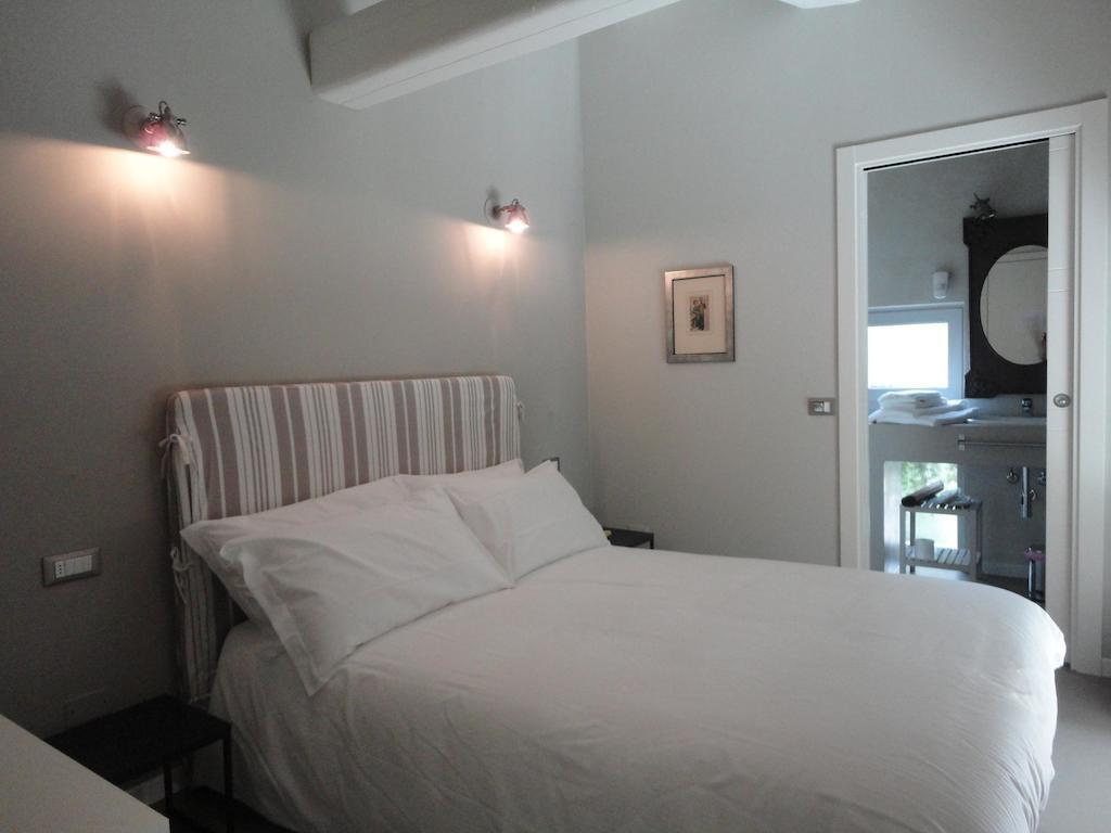 Corte Merighi Charming Rooms Verona Zimmer foto