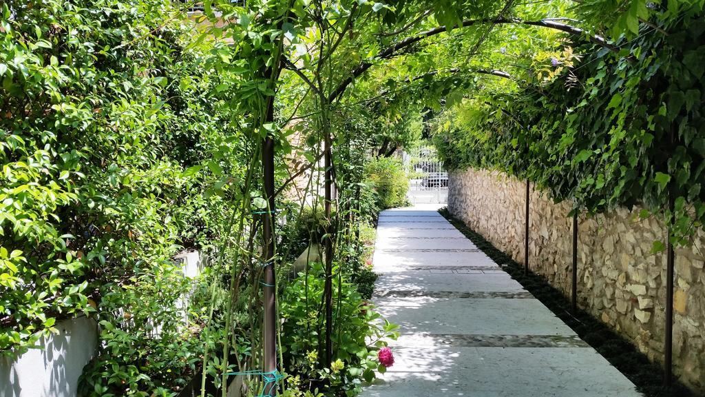 Corte Merighi Charming Rooms Verona Exterior foto